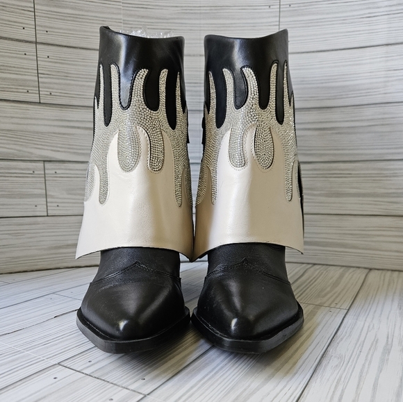 Gianni Bini ConleyTwo Western Rhinestone Flame Foldover Boot in Black Silver Sz6 - Picture 6 of 16